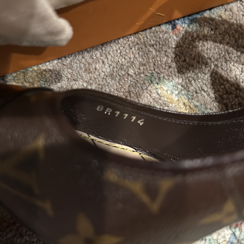 Louis Vuitton maryjanes - Picture 8 of 10